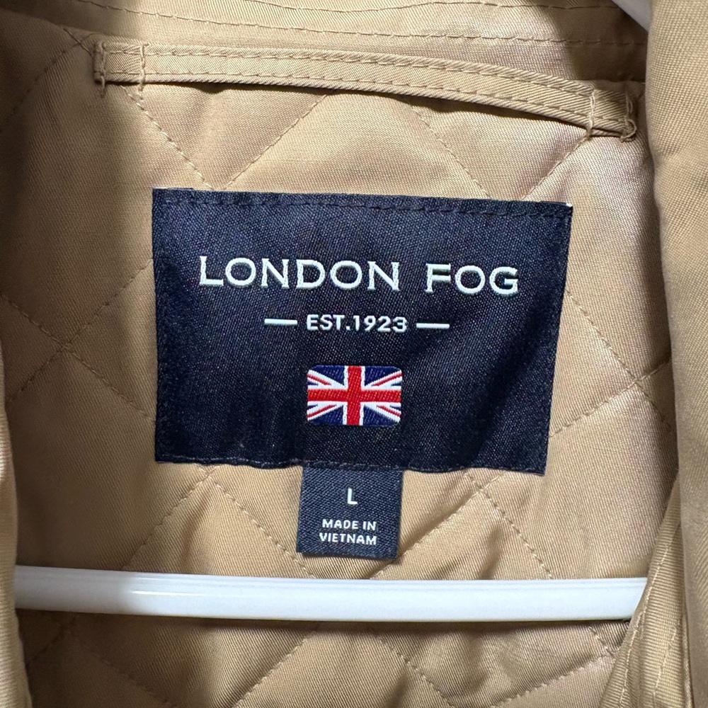 London Fog Classic Beige Trench Coat - Picture 4 of 6